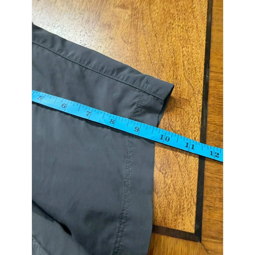 REI Co-op Women's Size 6 Cargo Shorts Grey Nylon Hiking Outdoor (Tag‎ 6) RN37249